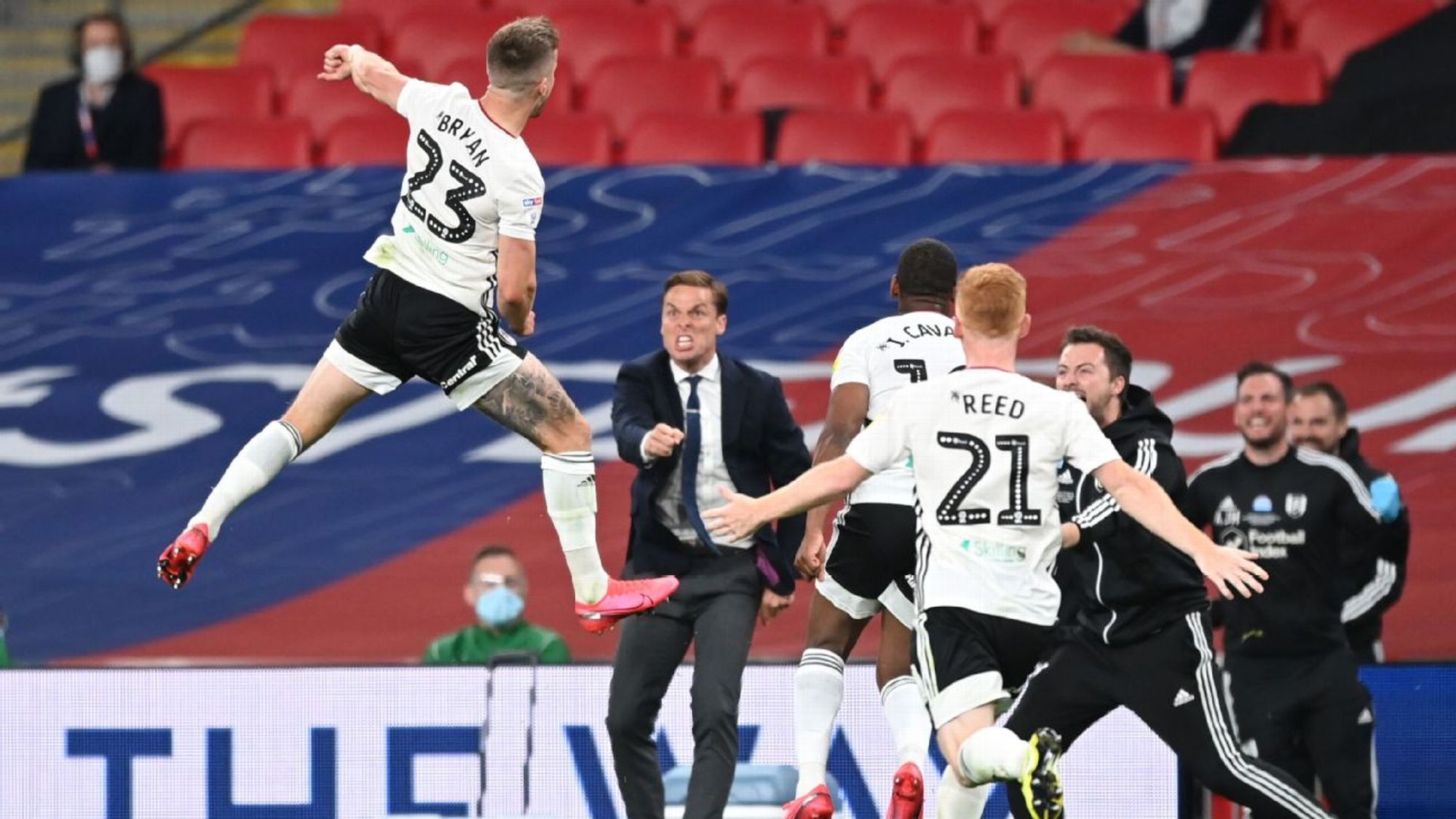 万英镑的报 万英镑的报